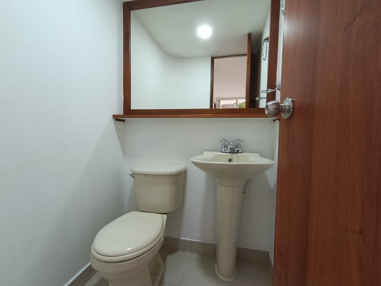 Apartaestudio en arriendo en El Poblado, Medellín · foto 11 de 13