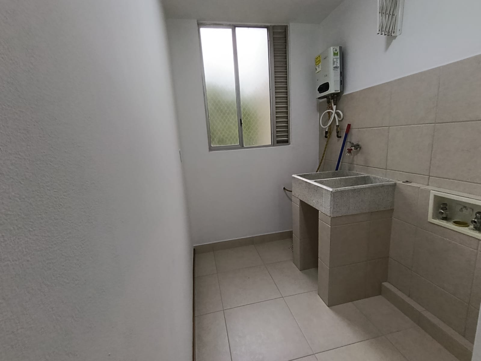 Apartaestudio en arriendo en El Poblado, Medellín · foto 13 de 13