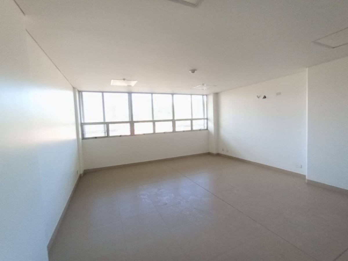 Oficina en Arriendo en Cabañas, Bello