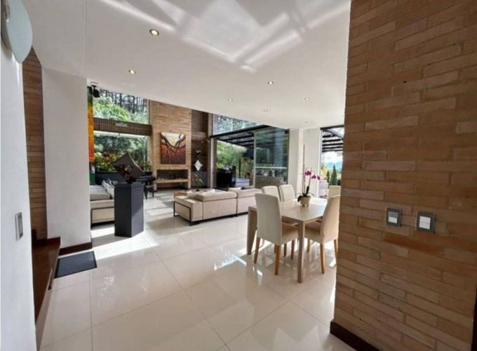 Casa de 4 alcobas en venta en Los Balsos, Medellín, 420 m² · foto 6 de 24