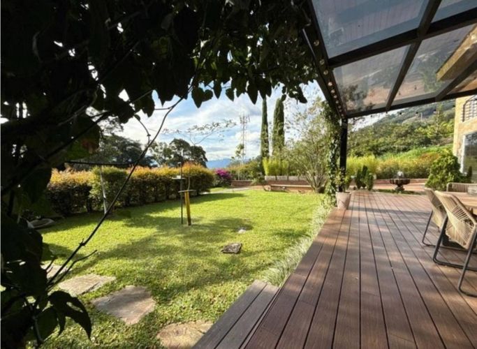 Casa de 4 alcobas en venta en Los Balsos, Medellín, 420 m² · foto 23 de 24