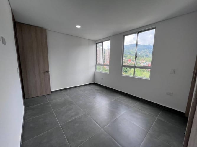 Apartamento de 2 alcobas en venta en Loma De La Doctora, Sabaneta, 73 m² · foto 15 de 24