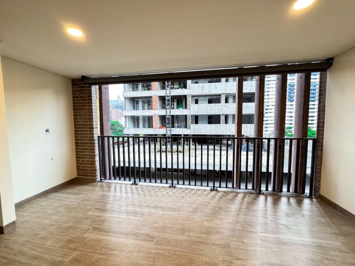 Apartaestudio for sale in Ciudad del Río, Medellín 2