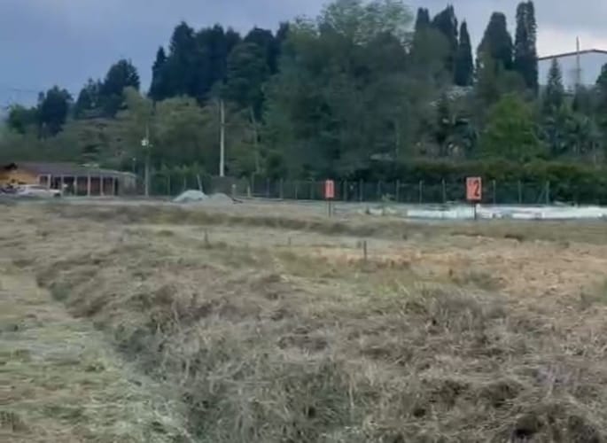 Lote en venta en Sajonia, Rionegro, 1044 m² · foto 2 de 5