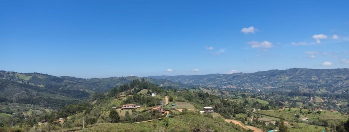 Lote en venta en El Salado, Guarne, 2755 m² · foto 7 de 7