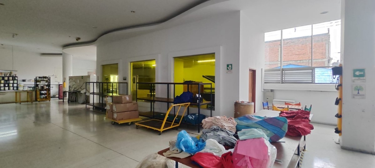 Warehouse for sale in San diego, Medellín 2