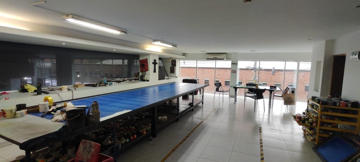 Warehouse for sale in San diego, Medellín 3