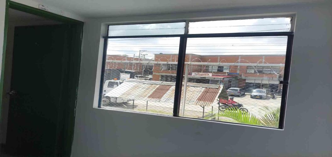 Bodega en arriendo en Armenia, 410 m² · foto 3 de 24