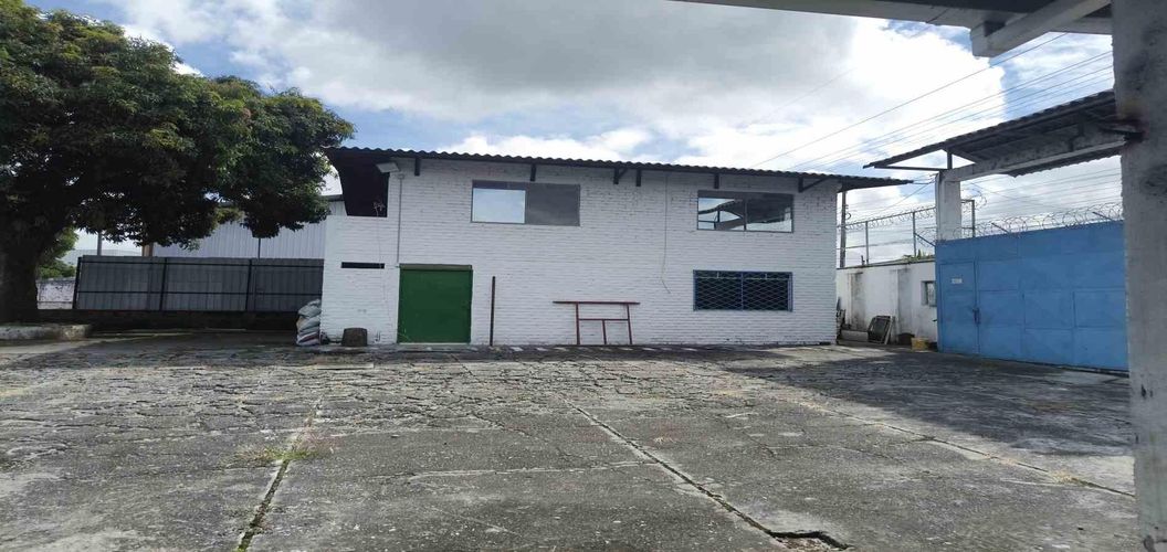 Bodega en arriendo en Armenia, 410 m² · foto 17 de 24