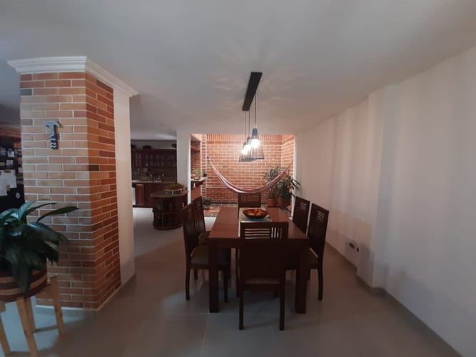 Casa de 4 alcobas en venta en Vereda San Jose, Sabaneta, 284 m² · foto 4 de 24