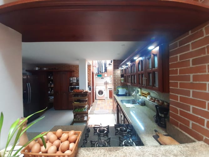 Casa de 4 alcobas en venta en Vereda San Jose, Sabaneta, 284 m² · foto 7 de 24