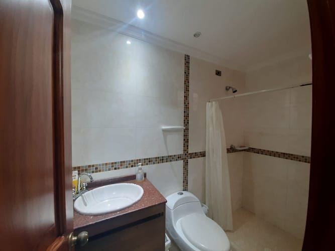 Casa de 4 alcobas en venta en Vereda San Jose, Sabaneta, 284 m² · foto 17 de 24