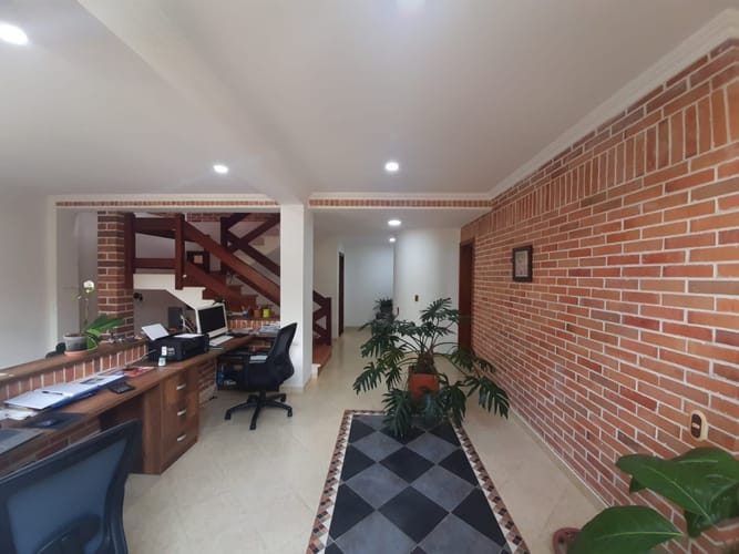 Casa de 4 alcobas en venta en Vereda San Jose, Sabaneta, 284 m² · foto 20 de 24