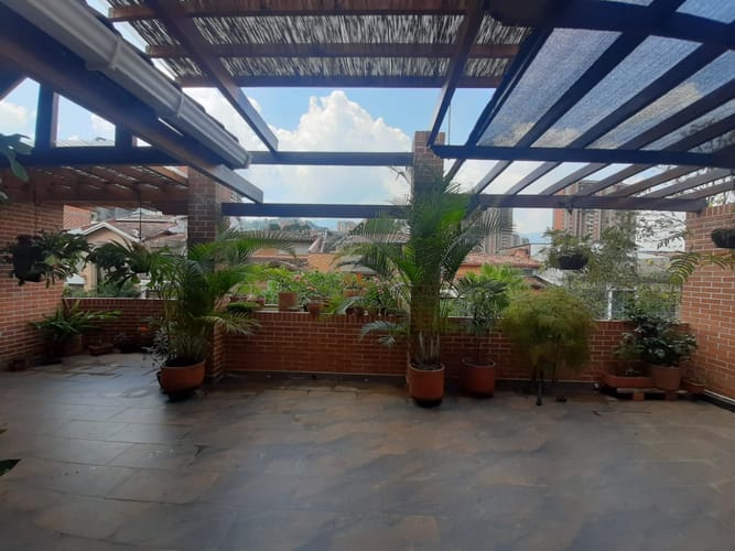 Casa de 4 alcobas en venta en Vereda San Jose, Sabaneta, 284 m² · foto 22 de 24