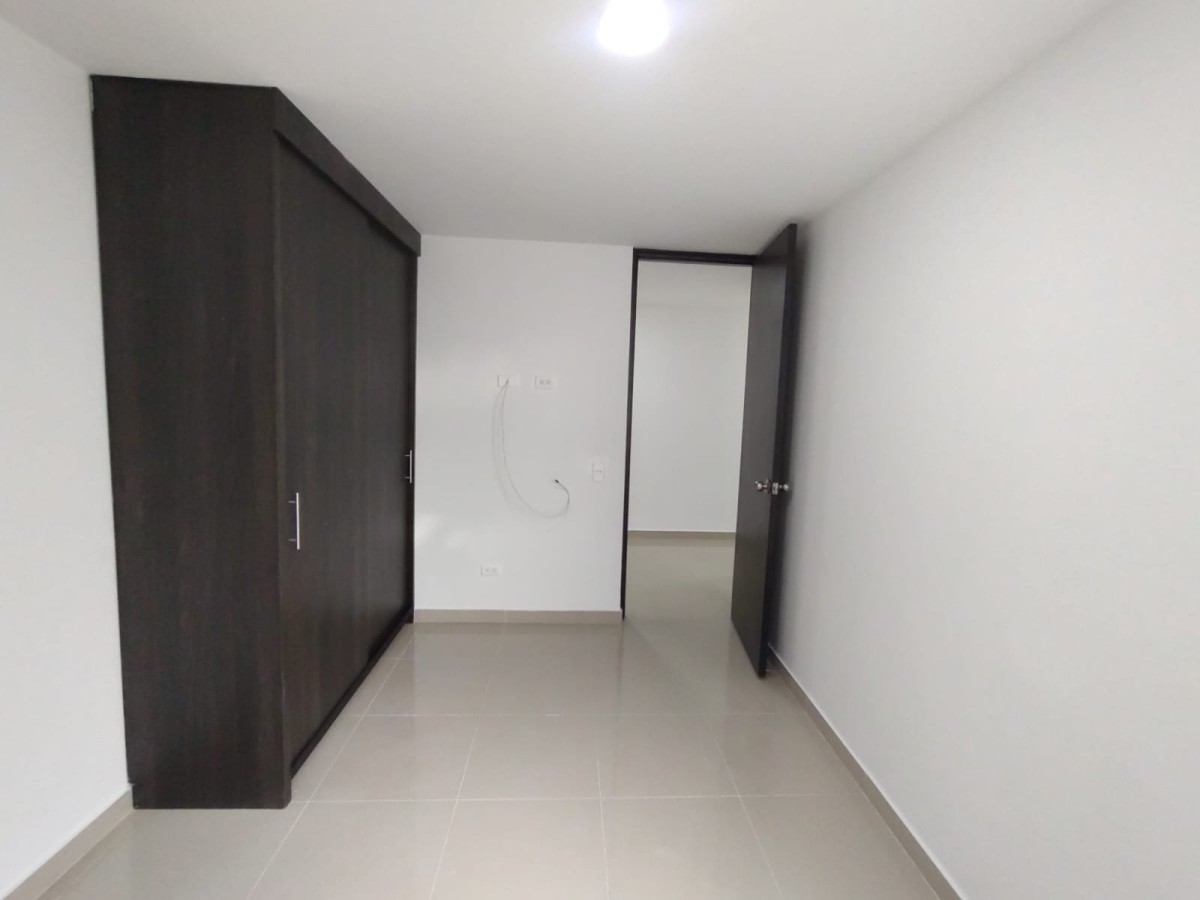 Apartamento en venta en Suramérica, Itagüí · foto 13 de 15