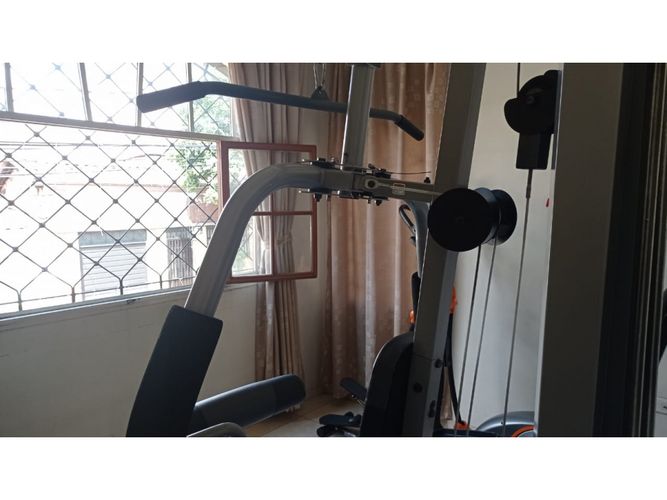 Casa de 7 alcobas en venta en Boston, Medellín, 270 m² · foto 11 de 24