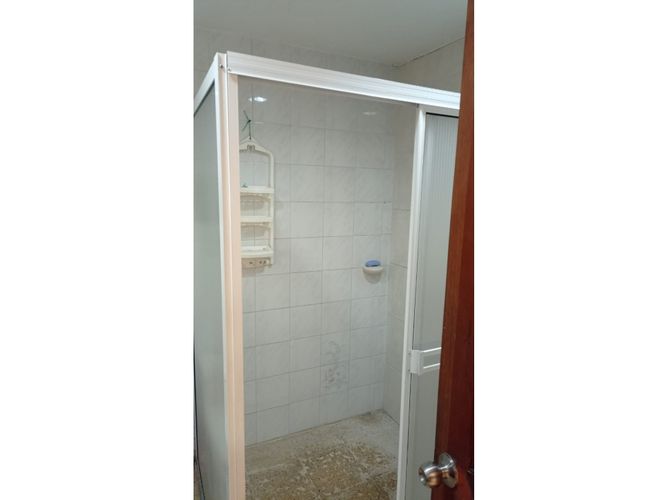 Casa de 7 alcobas en venta en Boston, Medellín, 270 m² · foto 20 de 24