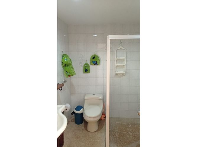Casa de 7 alcobas en venta en Boston, Medellín, 270 m² · foto 21 de 24