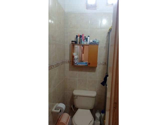 Casa de 7 alcobas en venta en Boston, Medellín, 270 m² · foto 23 de 24