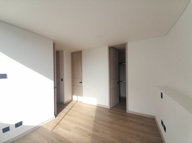 Apartamento de 2 alcobas en arriendo en Loma Del Esmeraldal, Envigado, 126 m² · foto 12 de 19