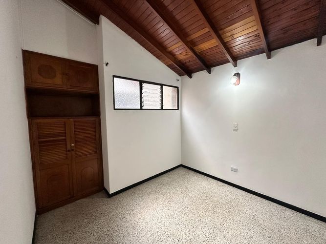 Casa de 3 alcobas en venta en La Floresta, Medellín, 101 m² · foto 6 de 16