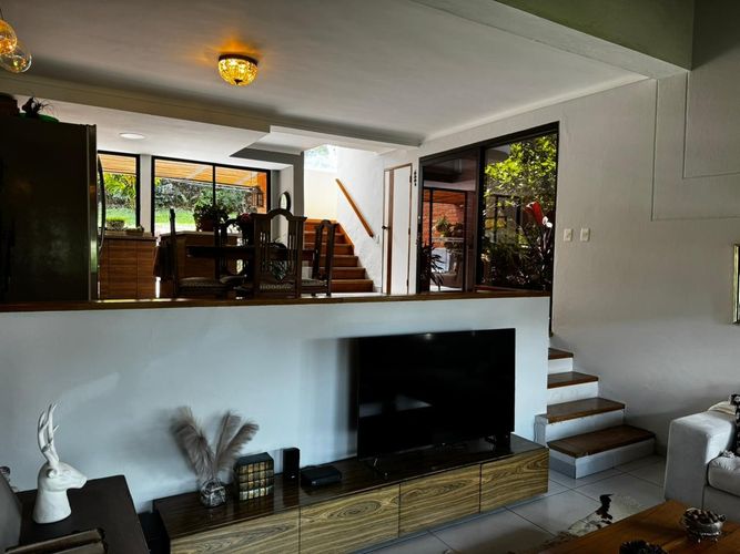 Casa de 3 alcobas en venta en El Rosal, Rionegro, 214 m² · foto 8 de 19