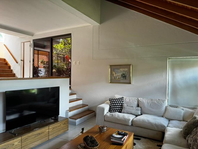 Casa de 3 alcobas en venta en El Rosal, Rionegro, 214 m² · foto 7 de 19