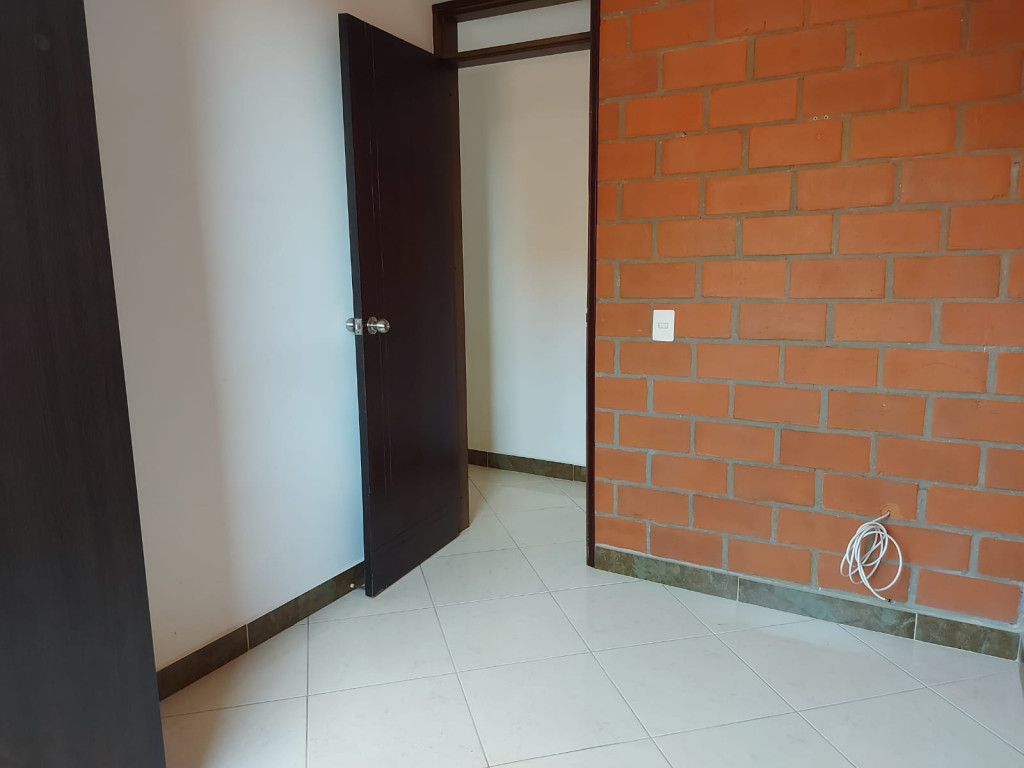 Apartamento en venta en Maria Auxiliadora, Marinilla · foto 9 de 12