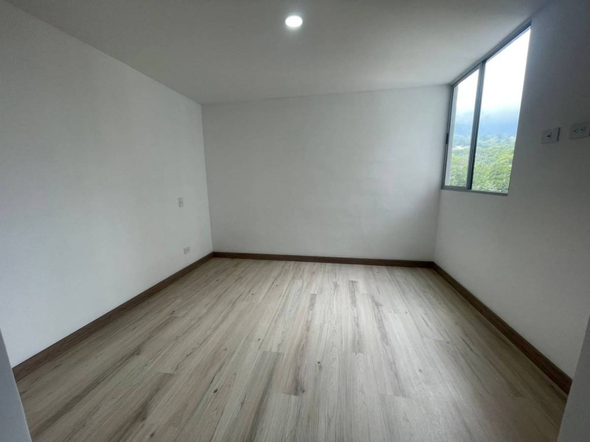 Apartamento en venta en La Ferreria, La Estrella · foto 12 de 15