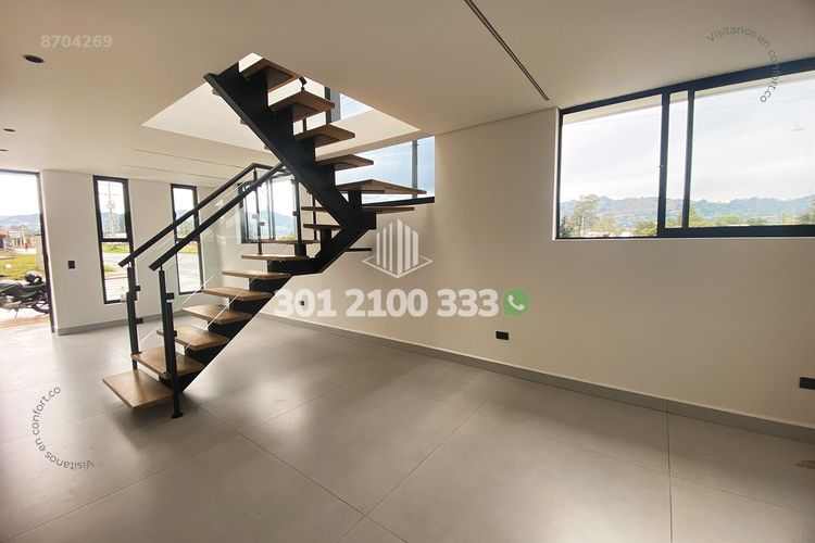 Casa de 2 alcobas en venta en Lomitas, La Ceja, 120 m² · foto 4 de 24