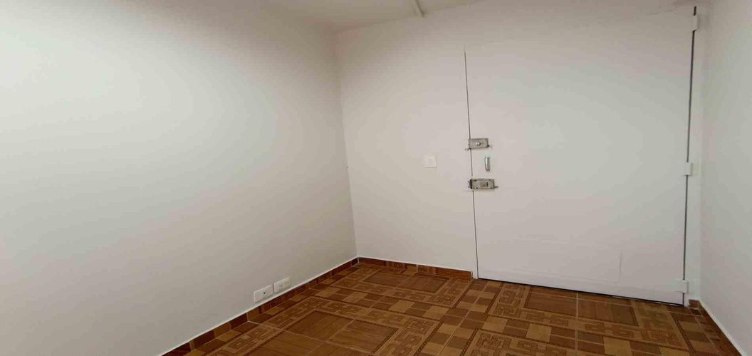 Local en arriendo en El Centro, Manizales, 6 m² · foto 6 de 13