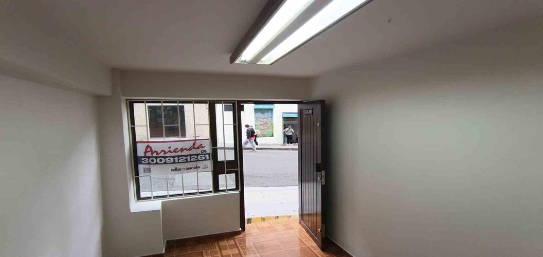 Local en arriendo en El Centro, Manizales, 6 m² · foto 9 de 13