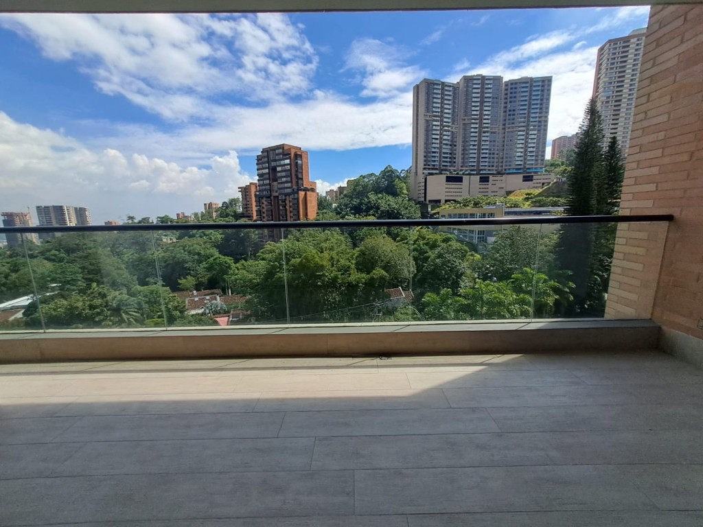 Apartamento en arriendo en El Campestre, Medellín · foto 7 de 24