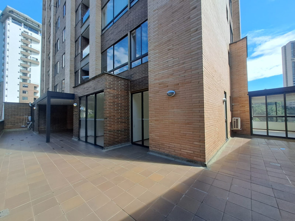 Apartamento en arriendo en El Campestre, Medellín · foto 11 de 24