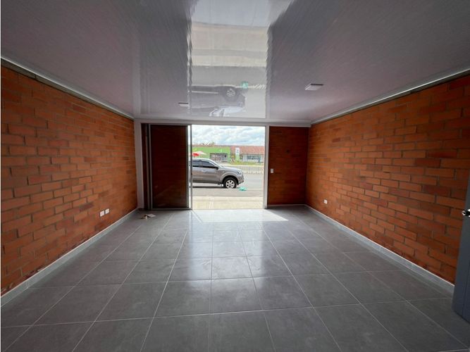 Local en venta en La Cecilia, Armenia, 30 m² · foto 3 de 12
