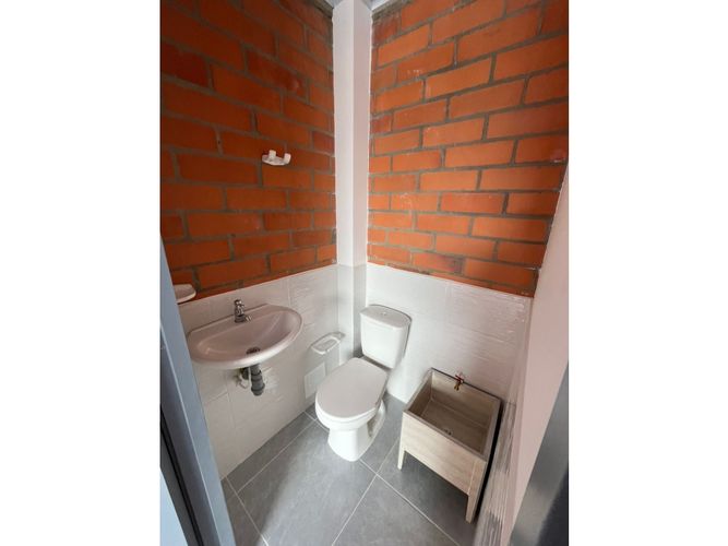 Local en venta en La Cecilia, Armenia, 30 m² · foto 4 de 12