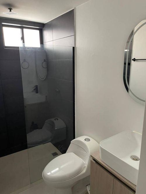 Apartamento de 3 alcobas en arriendo en Conquistadores, Medellín, 88 m² · foto 7 de 9