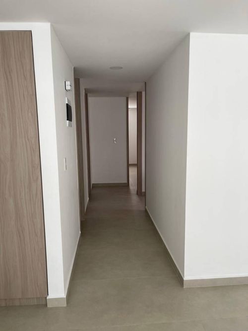 Apartamento de 3 alcobas en arriendo en Conquistadores, Medellín, 88 m² · foto 9 de 9