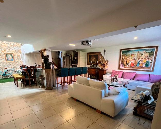 Casa de 3 alcobas en venta en La Ceja, 126 m² · foto 2 de 11