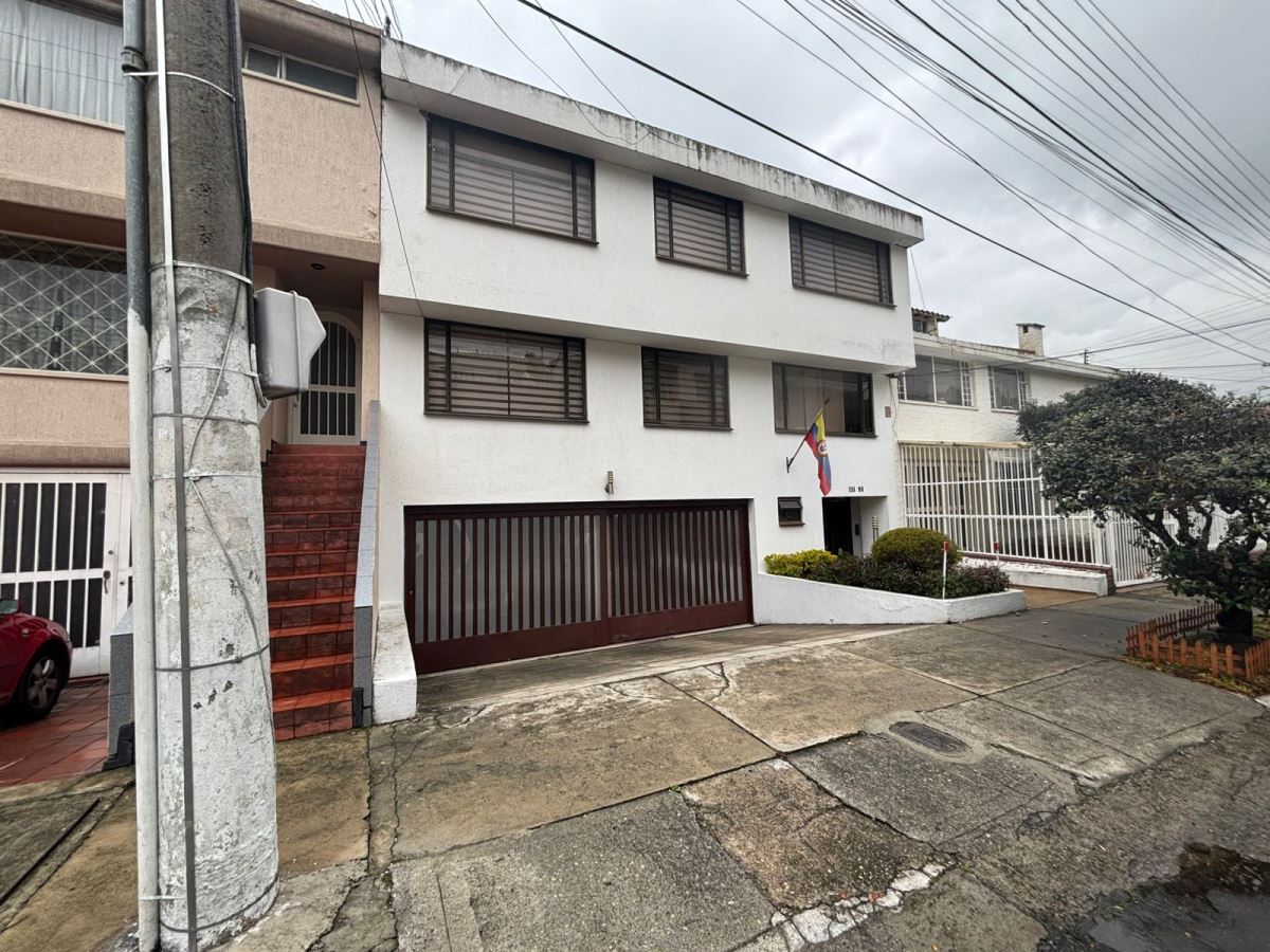 Apartamento en venta en Cedritos, Bogotá · foto 2 de 24