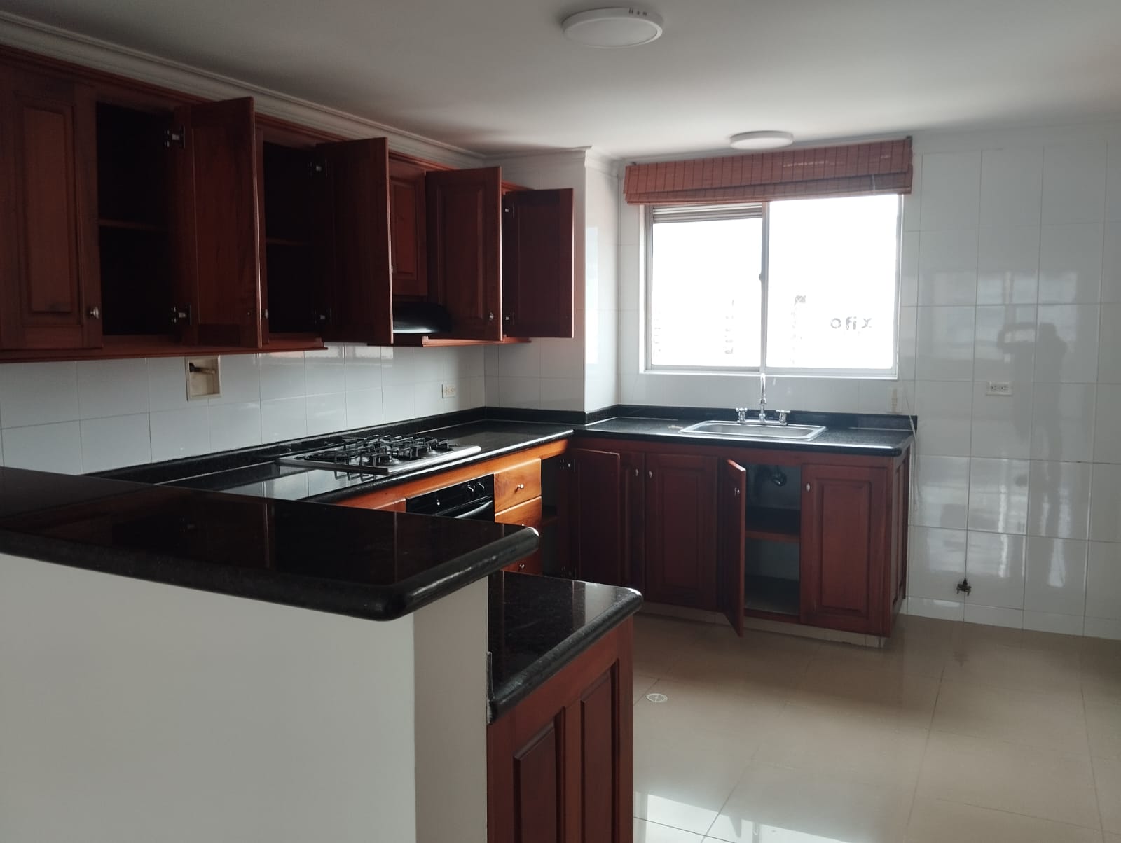 Apartamento en arriendo en Laureles, Medellín · foto 7 de 16