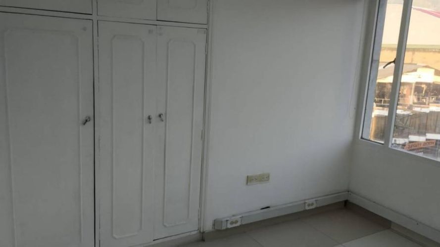 Casa de 3 alcobas en venta en Restrepo, Bogotá, 950 m² · foto 2 de 16