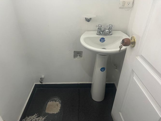Local en arriendo en El Poblado, Medellín, 34 m² · foto 13 de 13