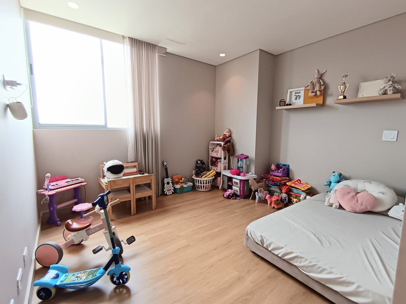 Apartamento en venta en Loma Del Esmeraldal, Envigado · foto 6 de 24