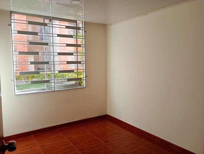 Apartamento de 3 alcobas en venta en La Prosperidad, Madrid, 67 m² · foto 9 de 24