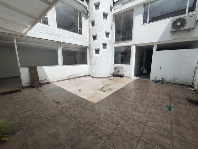 Local en arriendo en Laureles, Medellín, 670 m² · foto 20 de 20