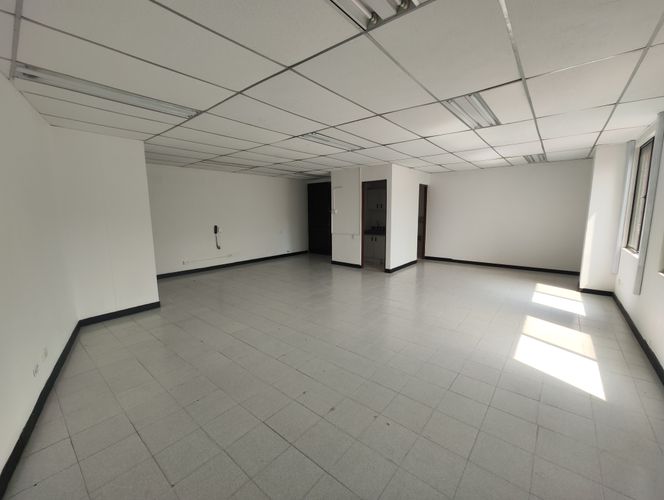 Oficina en arriendo en Lorena, Medellín, 60 m² · foto 7 de 11