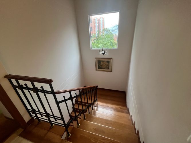 Casa de 4 alcobas en venta en Loma Benedictinos, Envigado, 285 m² · foto 16 de 24