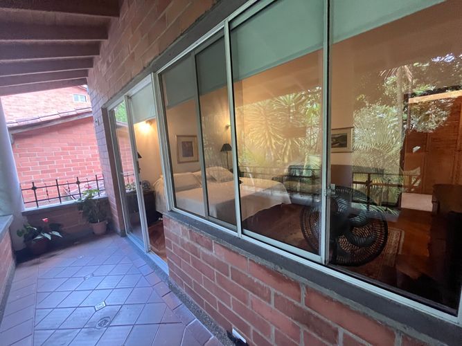 Casa de 4 alcobas en venta en Loma Benedictinos, Envigado, 285 m² · foto 18 de 24
