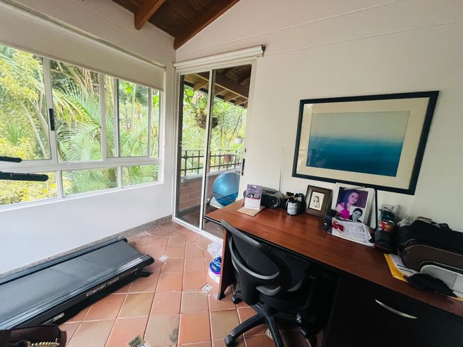 Casa de 4 alcobas en venta en Loma Benedictinos, Envigado, 285 m² · foto 21 de 24